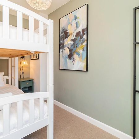 Villa Tranquility Nook Portsmouth Exterior foto
